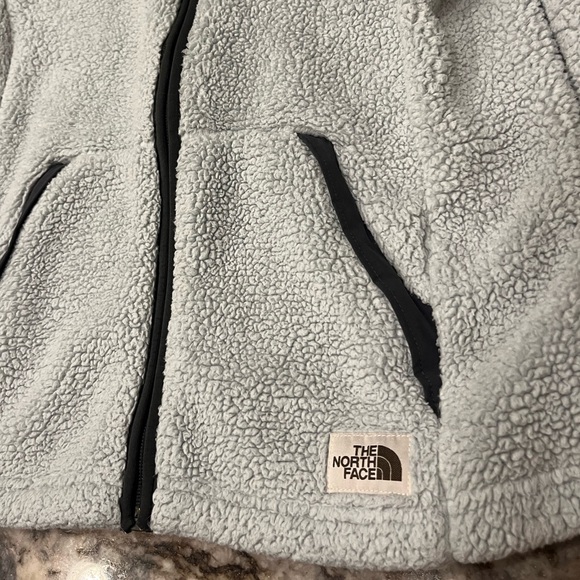 Women’s North Face Campshire Jacket - Picture 5 of 8